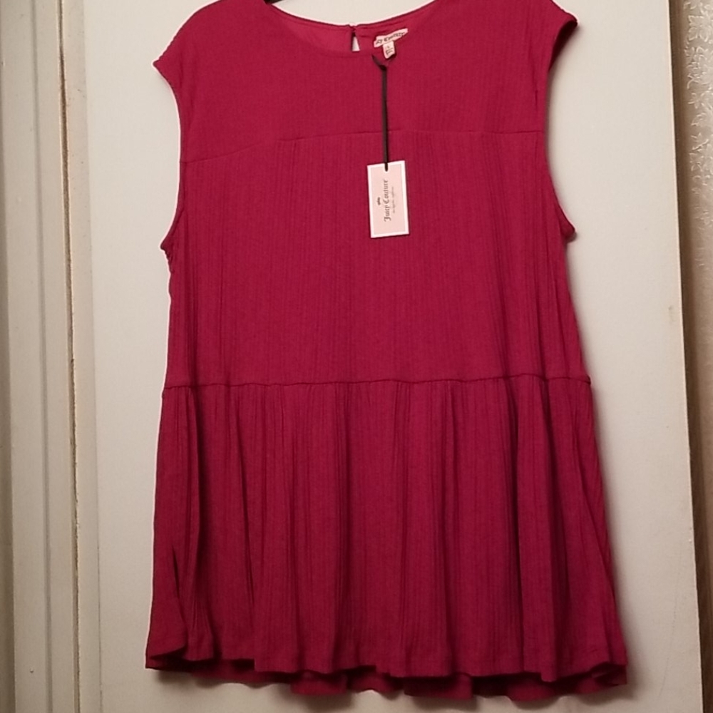 New Juicy Couture sleeveless top